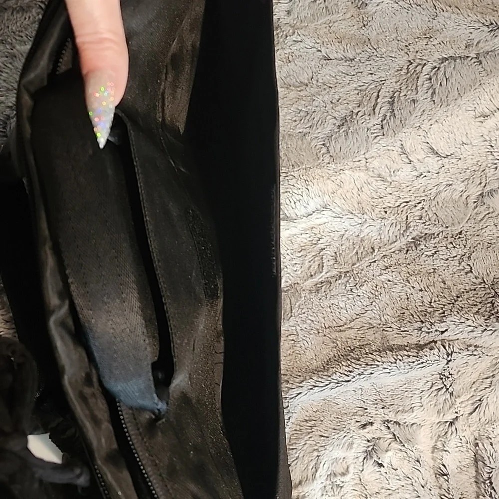 INCASE COMPUTER CASE BLACK